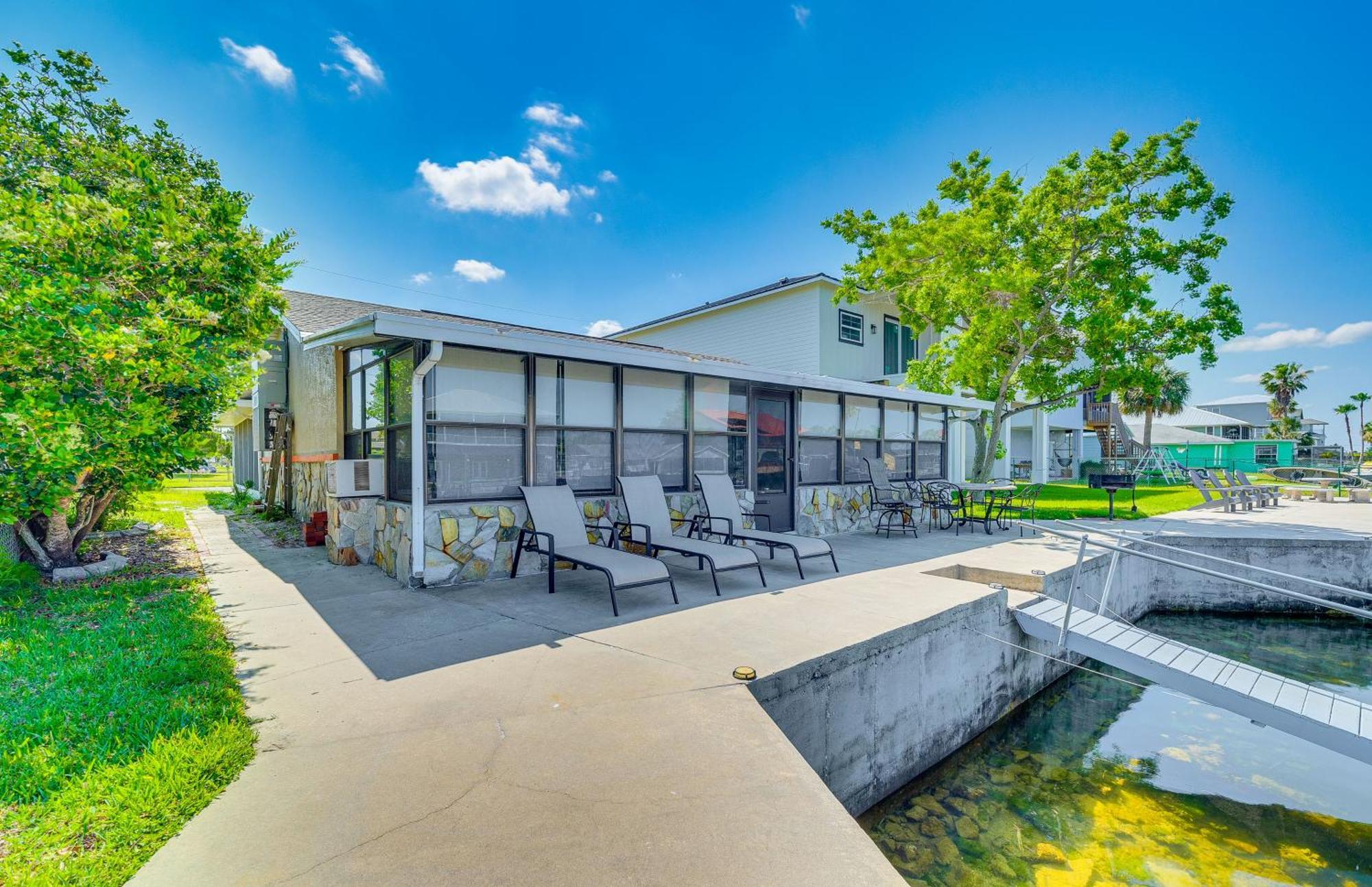 Waterfront Hernando Beach Home With Dock And Hot Tub! Exterior photo